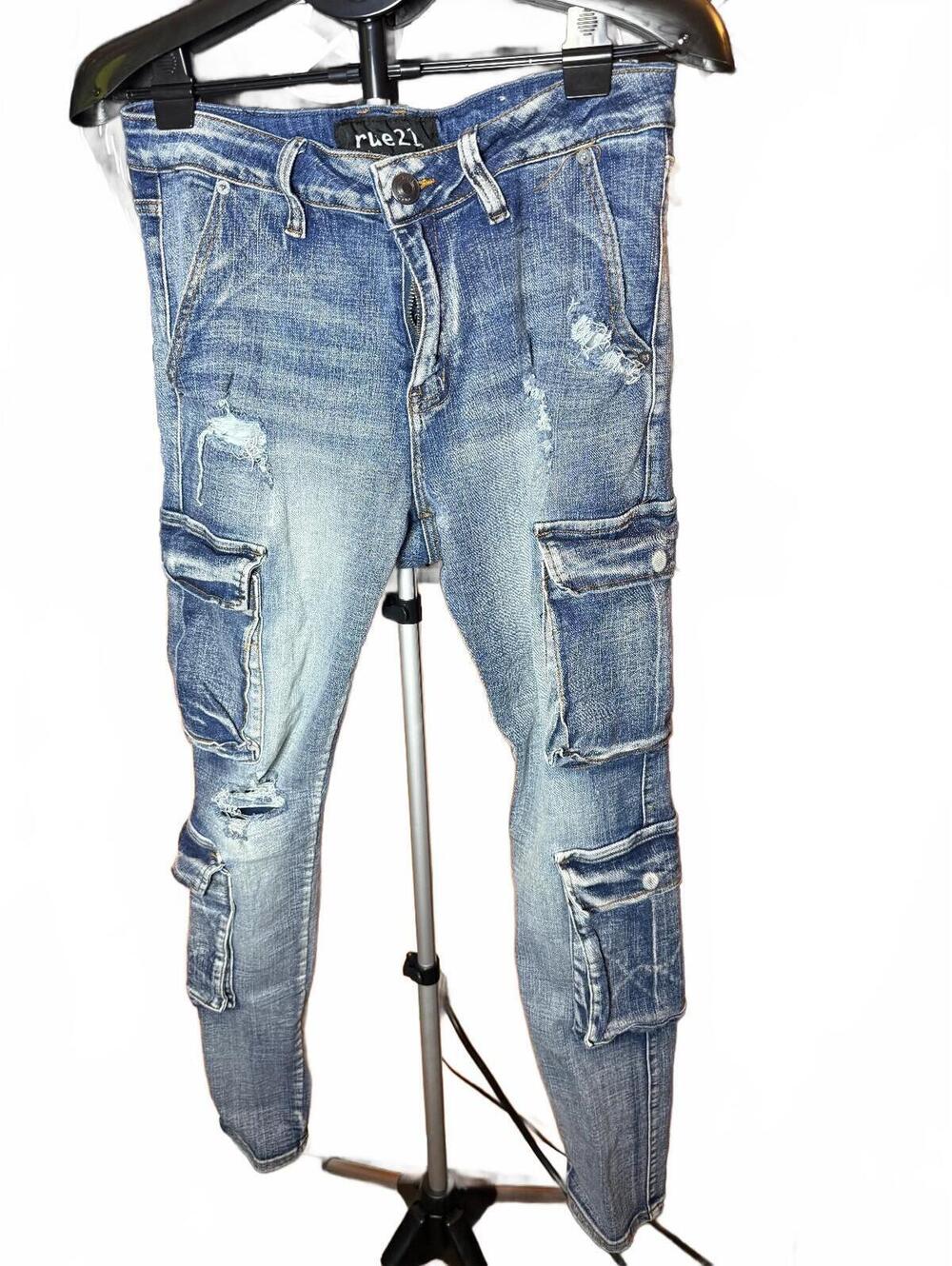 rue21 Distressed Blue Denim Cargo pockets Jeans sz 32/32 supreme flex skinny fit